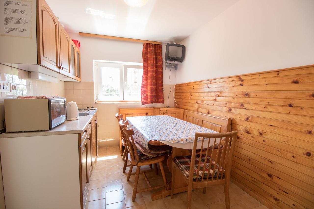 Apartments Josip By The Sea โนวีวีโนดอลสกี ภายนอก รูปภาพ