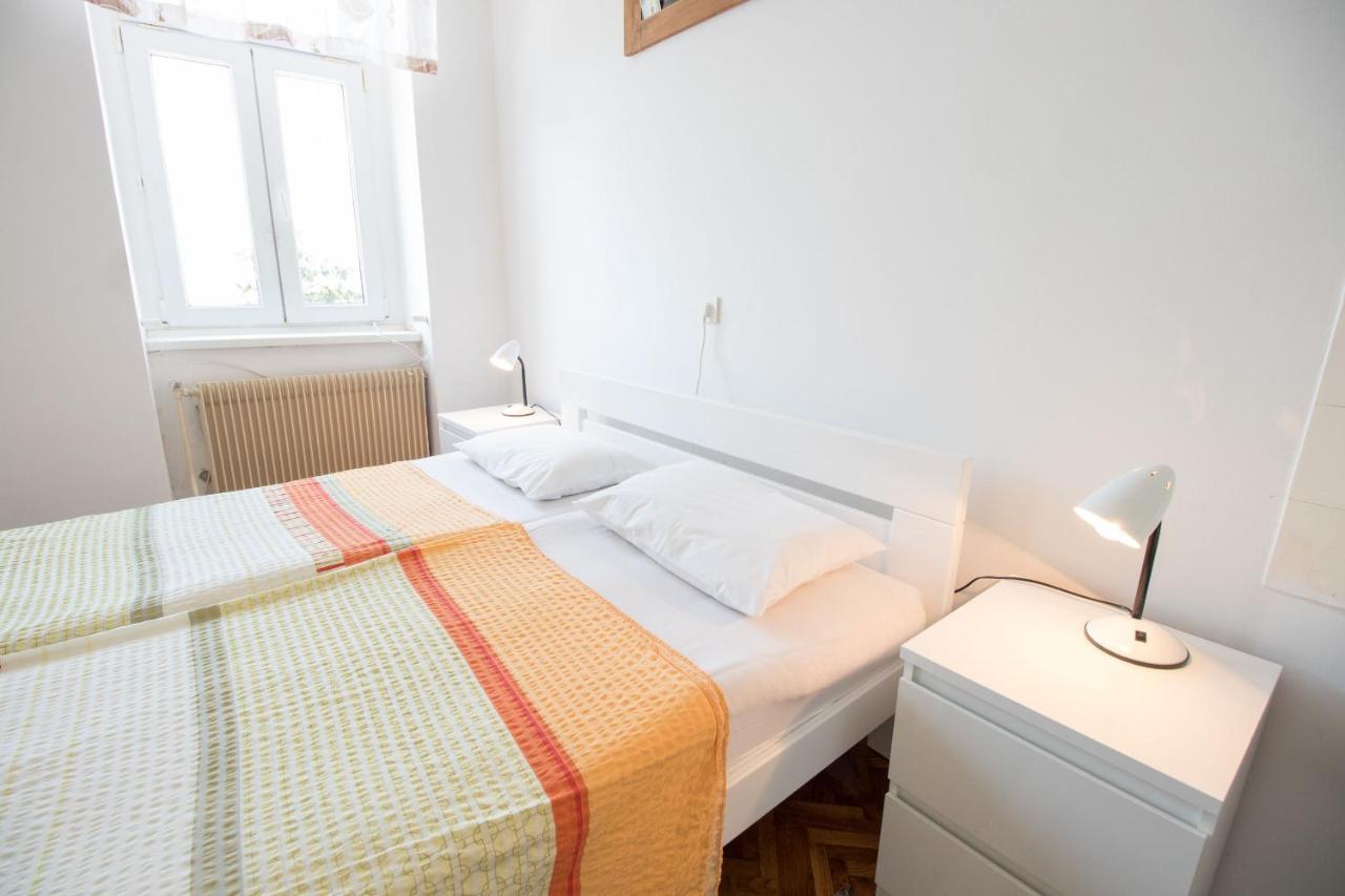 Apartments Josip By The Sea โนวีวีโนดอลสกี ภายนอก รูปภาพ